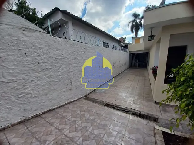 Casa com 240m² 4 quartos e 1 banheiro, à venda, no bairro Jardim D Abril em São Paulo