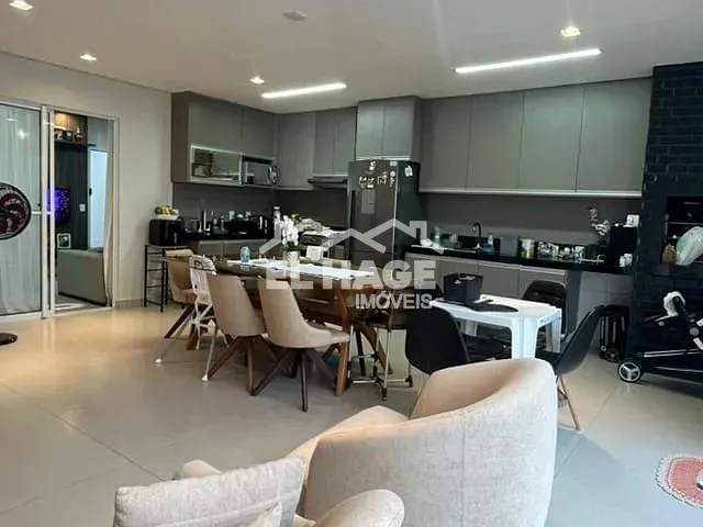 Casa 3 quartos e 2 banheiros, à venda, no bairro Jardim Imperial em Cuiabá