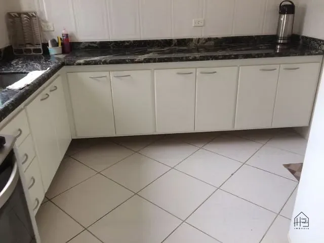 Casa com 320m² 3 quartos e 2 banheiros, à venda, no bairro Park D'Aville em Peruíbe