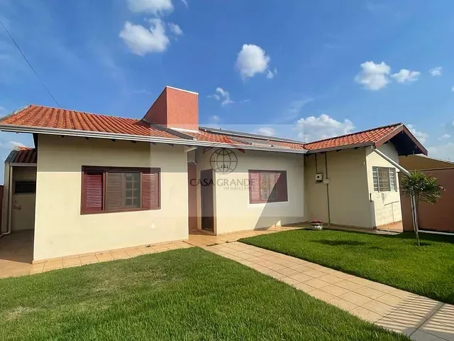 Casa com 482m² 3 quartos e 2 banheiros, à venda, no bairro Jardim Caviúna em Rolândia