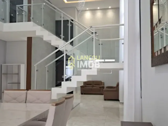 Casa 4 quartos e 1 banheiro, para alugar, no bairro Loteamento Brisas do Lago em Jundiaí