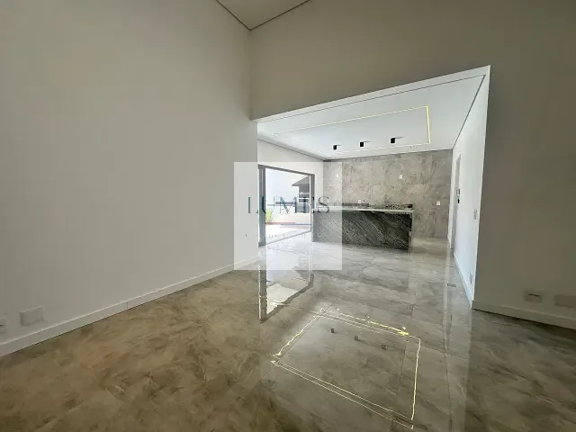 Casa com 150m² 3 quartos e 3 banheiros, à venda, no bairro Jardim Souza Queiroz em Santa Bárbara D'Oeste