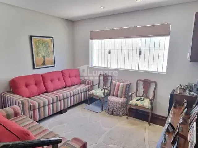 Casa com 400m² 5 quartos e 3 banheiros, à venda, no bairro Vila Nova Socorro em Mogi das Cruzes