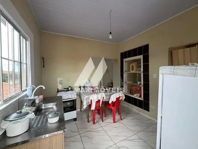 Casa 2 quartos e 1 banheiro, para alugar, no bairro Canoeiro José Alves de Carvalho em Araçuaí