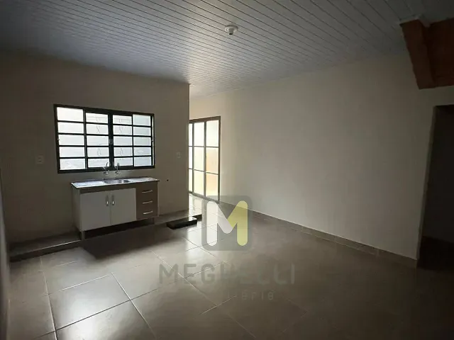Casa com 200m² 1 quarto e 1 banheiro, para alugar, no bairro Jardim Santa Clara II em Serrana