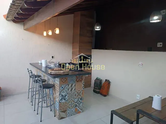 Casa com 150m² 2 quartos e 3 banheiros, à venda, no bairro Roma em Volta Redonda