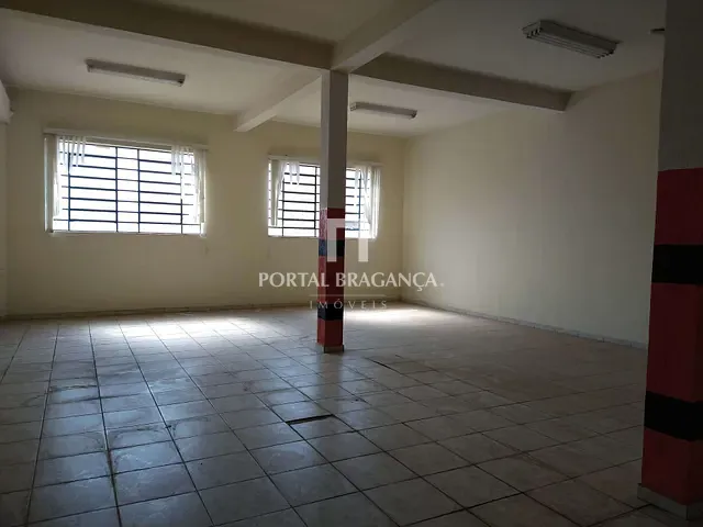 Casa à venda, no bairro Centro em Bragança Paulista