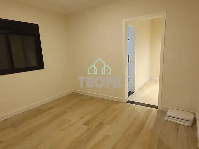 Casa com 250m² 3 quartos e 2 banheiros, à venda, no bairro Residencial Santa Izabel em Taubaté