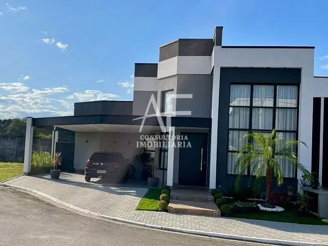 Casa com 306m² 3 quartos e 2 banheiros, à venda, no bairro Parque Vera Cruz em Tremembé