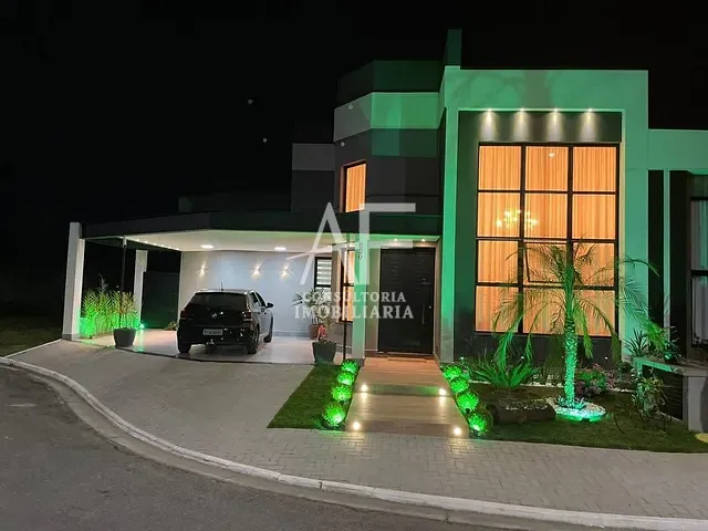 Casa com 306m² 3 quartos e 2 banheiros, à venda, no bairro Parque Vera Cruz em Tremembé