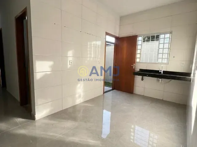 Casa com 180m² 2 quartos e 2 banheiros, à venda, no bairro Residencial Pedro Miranda em Senador Canedo