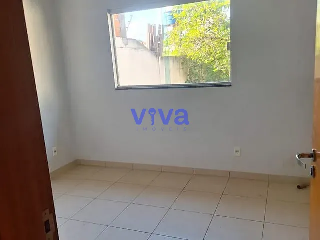 Casa com 195m² 3 quartos e 1 banheiro, à venda, no bairro Jardim Mariliza em Goiânia