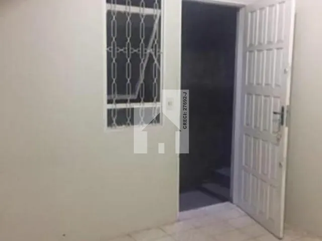 Casa com 238m² 2 quartos e 1 banheiro, para alugar, no bairro Parque Guarani em Várzea Paulista