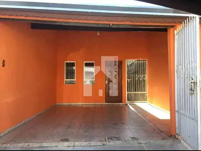 Casa com 238m² 2 quartos e 1 banheiro, para alugar, no bairro Parque Guarani em Várzea Paulista
