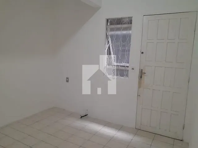 Casa com 238m² 2 quartos e 1 banheiro, para alugar, no bairro Parque Guarani em Várzea Paulista