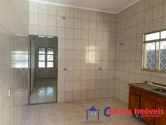 Casa 3 quartos e 2 banheiros, à venda, no bairro Jardim Santa Aurélia em Três Lagoas