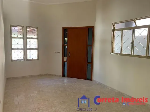 Casa 3 quartos e 2 banheiros, à venda, no bairro Jardim Santa Aurélia em Três Lagoas
