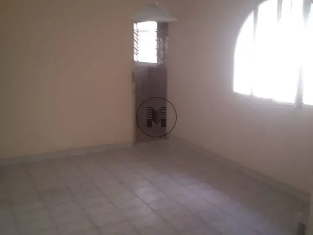 Casa com 180m² 2 quartos e 2 banheiros, à venda, no bairro Parque São Francisco em Guaratinguetá