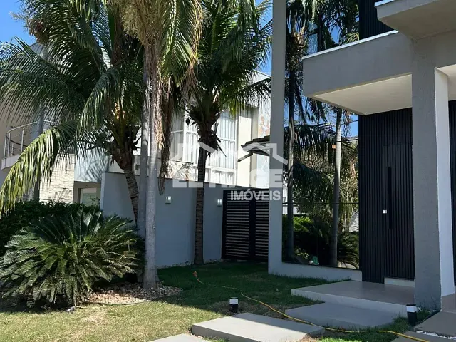Casa com 394m² 3 quartos e 5 banheiros, à venda, no bairro Jardim Universitário em Cuiabá