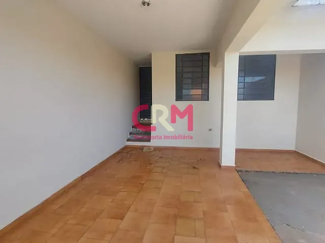 Casa com 138m² 2 quartos e 1 banheiro, para alugar, no bairro Vila Sargi em Taquaritinga