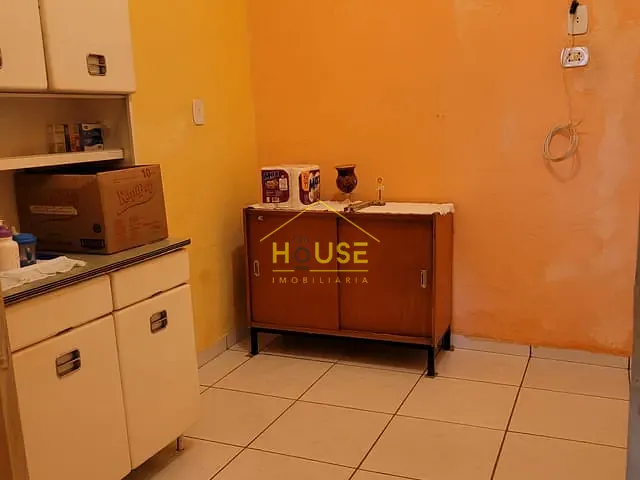 Casa com 303m² 3 quartos e 2 banheiros, à venda, no bairro Jardim Botura em Votuporanga