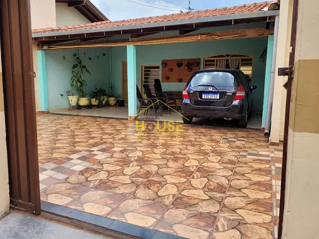 Casa com 303m² 3 quartos e 2 banheiros, à venda, no bairro Jardim Botura em Votuporanga