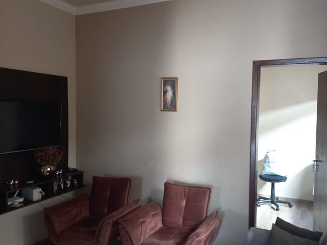 Casa com 270m² 3 quartos e 1 banheiro, à venda, no bairro São Judas Tadeu em Arcos