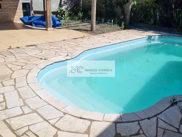 Casa 3 quartos e 3 banheiros, à venda, no bairro Amaro em Londrina
