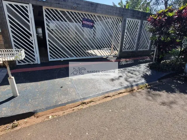 Casa 3 quartos e 3 banheiros, à venda, no bairro Amaro em Londrina