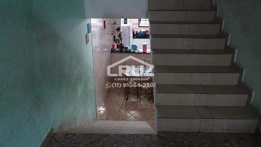 Casa à venda com 4 quartos, 170m² - Foto 11