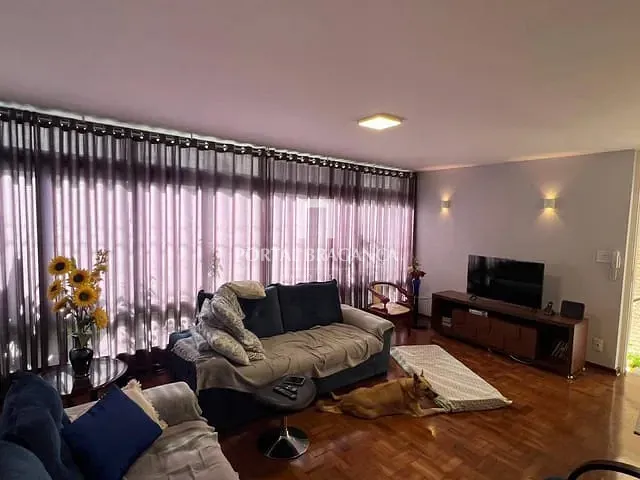 Casa 3 quartos e 2 banheiros, à venda, no bairro Centro em Bragança Paulista
