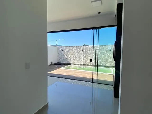 Casa 2 quartos e 2 banheiros, à venda, no bairro Areias em Tijucas