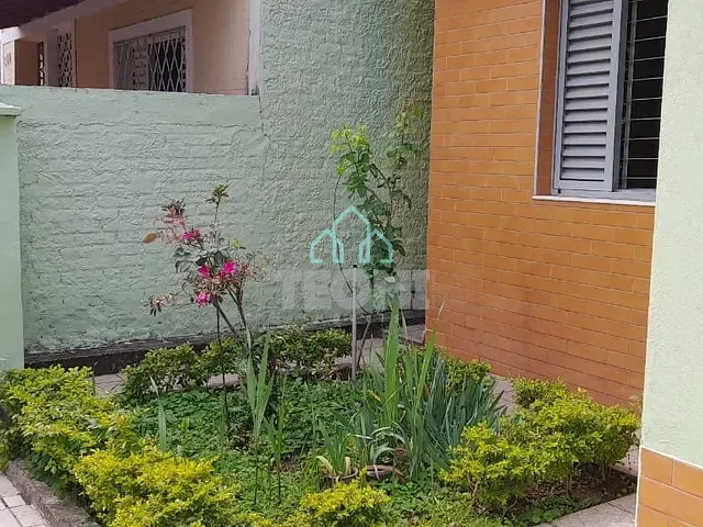 Casa com 270m² 3 quartos e 1 banheiro, à venda, no bairro Vila Jaboticabeira em Taubaté
