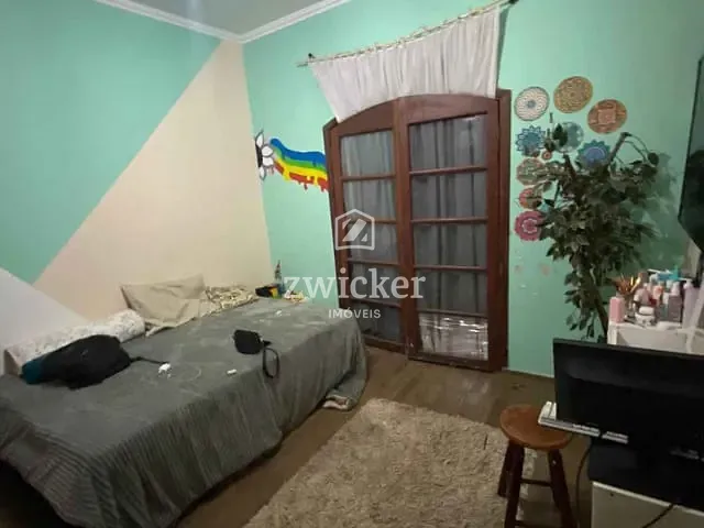 Casa com 220m² 3 quartos e 2 banheiros, à venda, no bairro Vila São João da Boa Vista em Bauru