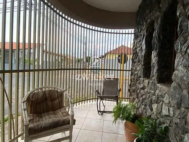 Casa com 220m² 3 quartos e 2 banheiros, à venda, no bairro Vila São João da Boa Vista em Bauru