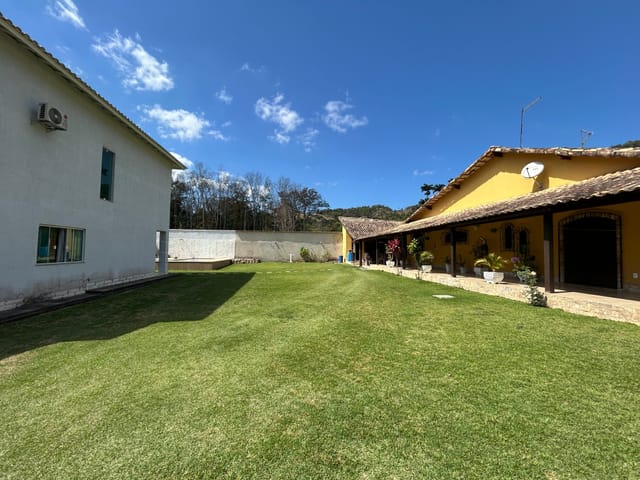 Casa com 720m² 3 quartos e 3 banheiros, à venda, no bairro Várzea das Moças em Niterói