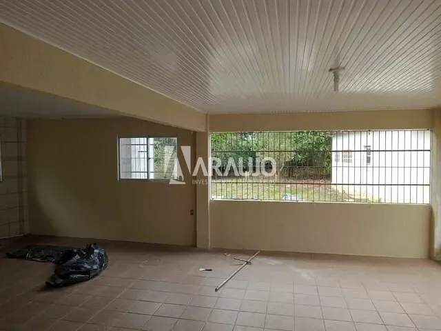 Casa com 1056m² 3 quartos e 3 banheiros, à venda, no bairro Centro em Navegantes