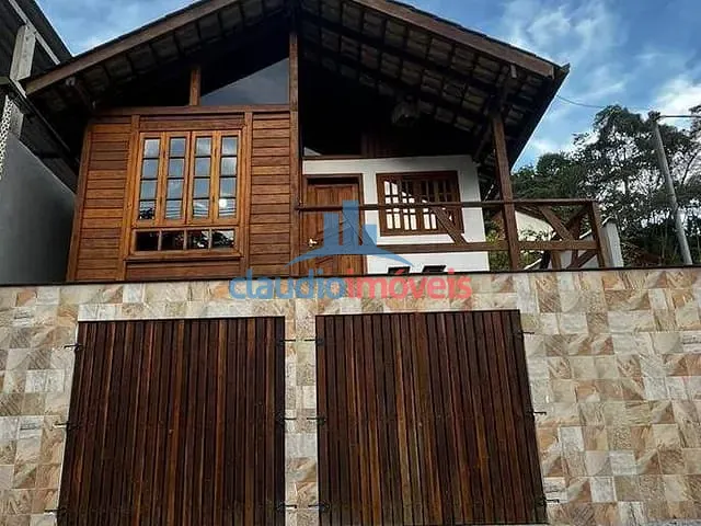 Casa 2 quartos e 2 banheiros, à venda, no bairro São Gonçalo em Paraty