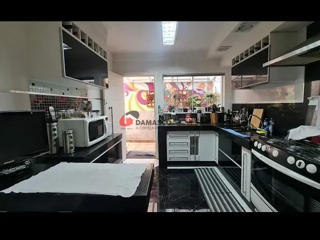 Casa com 174m² 2 quartos e 1 banheiro, à venda, no bairro Santa Maria em Santo André