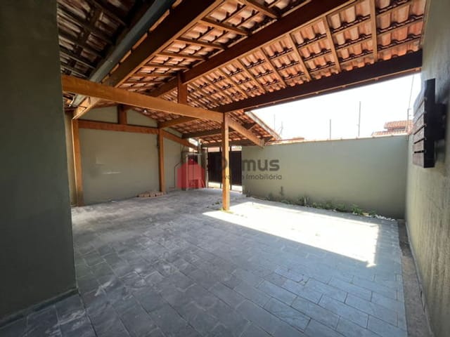 Casa com 200m², à venda, no bairro Jardim Santa Cecília em Pindamonhangaba
