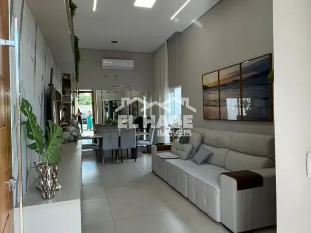 Casa com 306m² 3 quartos e 4 banheiros, à venda, no bairro Jardim Imperial em Cuiabá