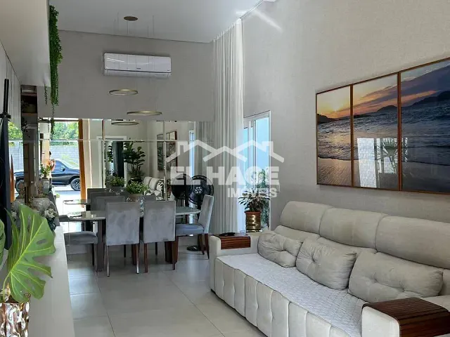 Casa com 306m² 3 quartos e 4 banheiros, à venda, no bairro Jardim Imperial em Cuiabá