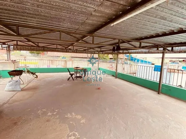 Casa com 371m² 10 quartos e 5 banheiros, à venda, no bairro Pirajá em Belo Horizonte