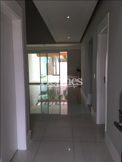 Casa, 3 quartos, 245 m² - Foto 39