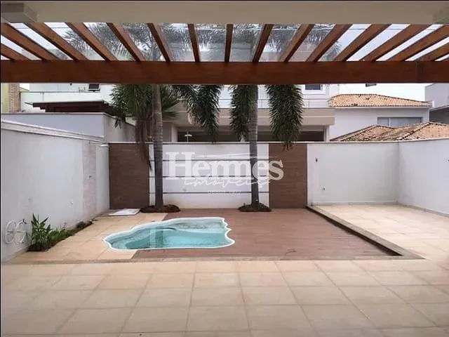 Casa com 300m² 3 quartos e 5 banheiros, à venda, no bairro Parque Brasil 500 em Paulínia