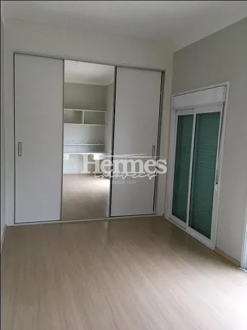 Casa, 3 quartos, 245 m² - Foto 10