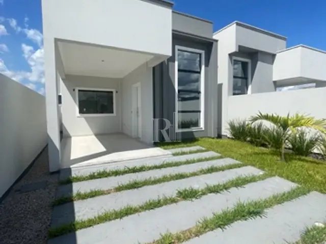 Casa 2 quartos e 1 banheiro, à venda, no bairro Areias em Tijucas