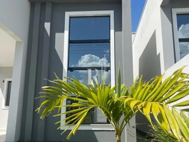 Casa 2 quartos e 1 banheiro, à venda, no bairro Areias em Tijucas