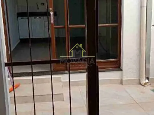 Casa com 90m², para alugar, no bairro Centro em Guaxupé