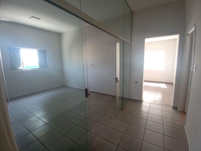 Casa com 225m², para alugar, no bairro Centro em São João da Boa Vista